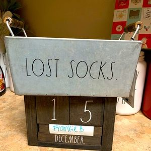 SOLD💖Rae dunn Lost Socks